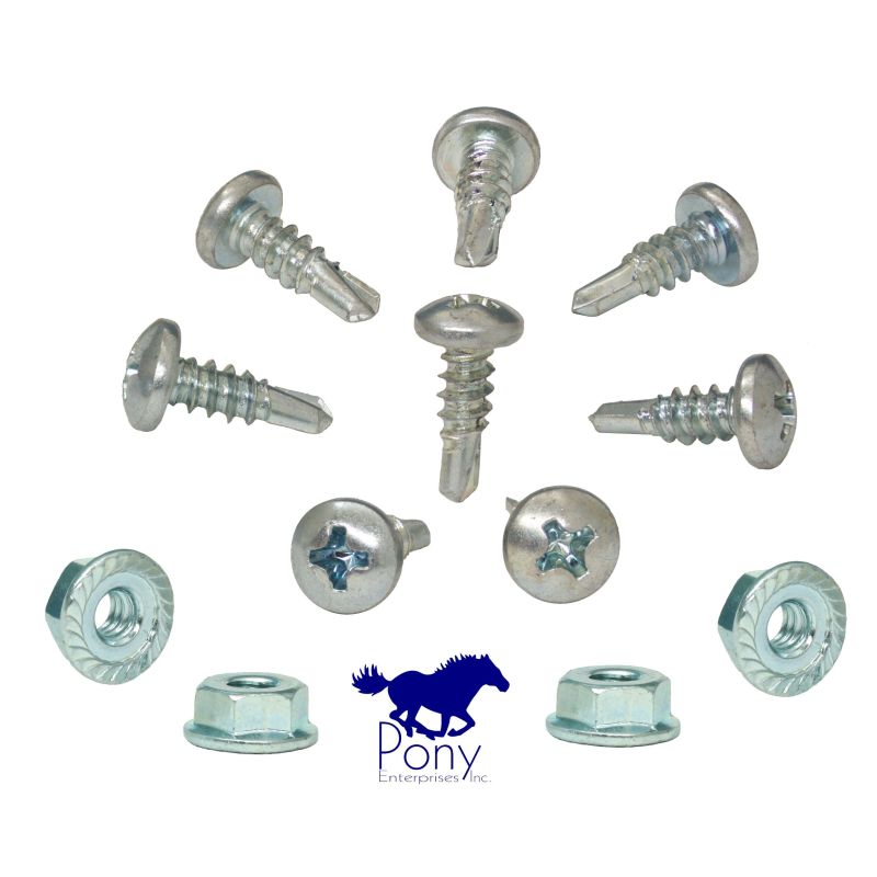 Az OE 66 műszerfal rögzítő halmaza