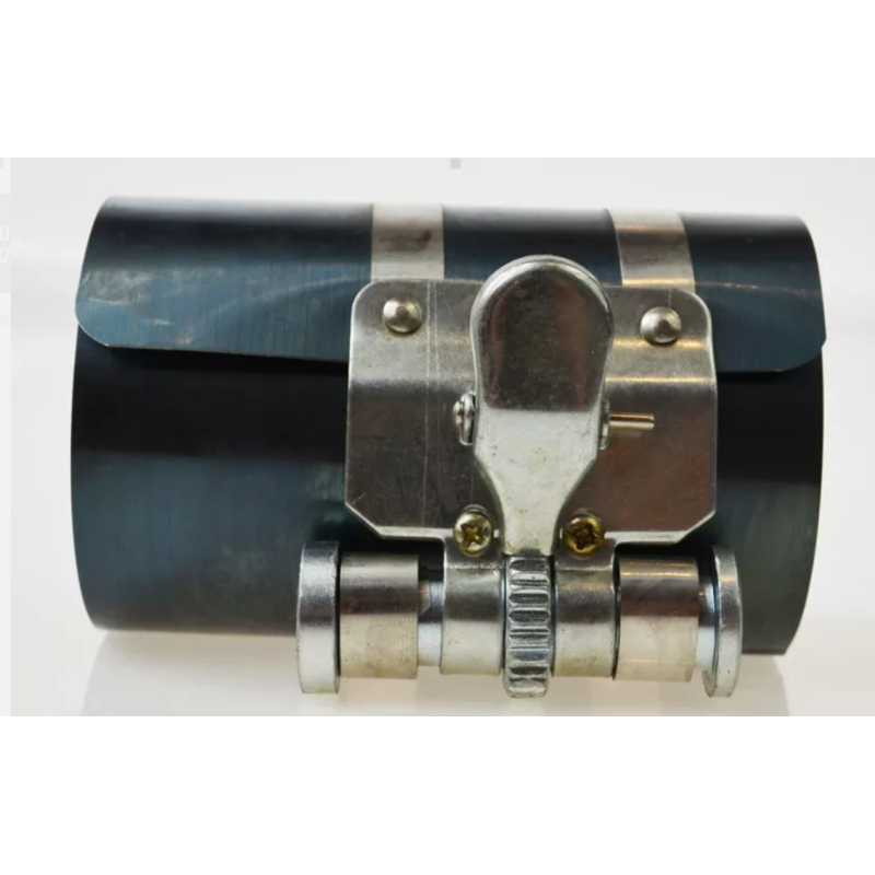 Dugattyú gyűrű összehúzó