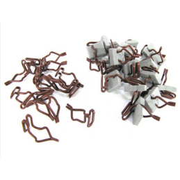 Kapcsok, csapok alátétekkel és csavarokkal a 67-68-as ajtópanelekhez