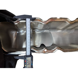 Szelepfedél króm 170-200-250 6 Zyl 64-73